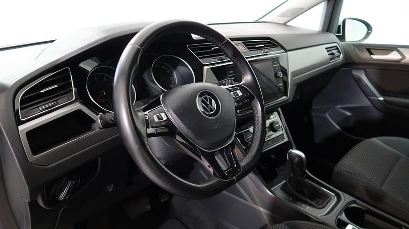 Usata VW Touran Business 150 CV (110 kW) 2022 Bianco Monovolume
