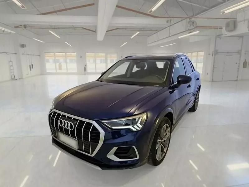 Usata Audi Q3 Advanced 150 CV (110 kW) 2023 Blu SUV