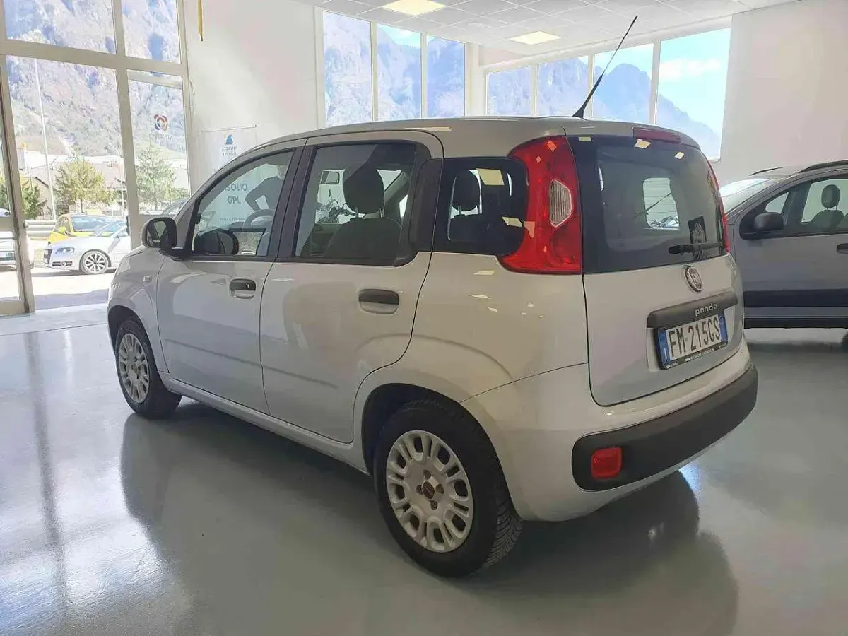 Usata Fiat Panda Easy 69 CV (50 kW) 2017 Argento Utilitaria