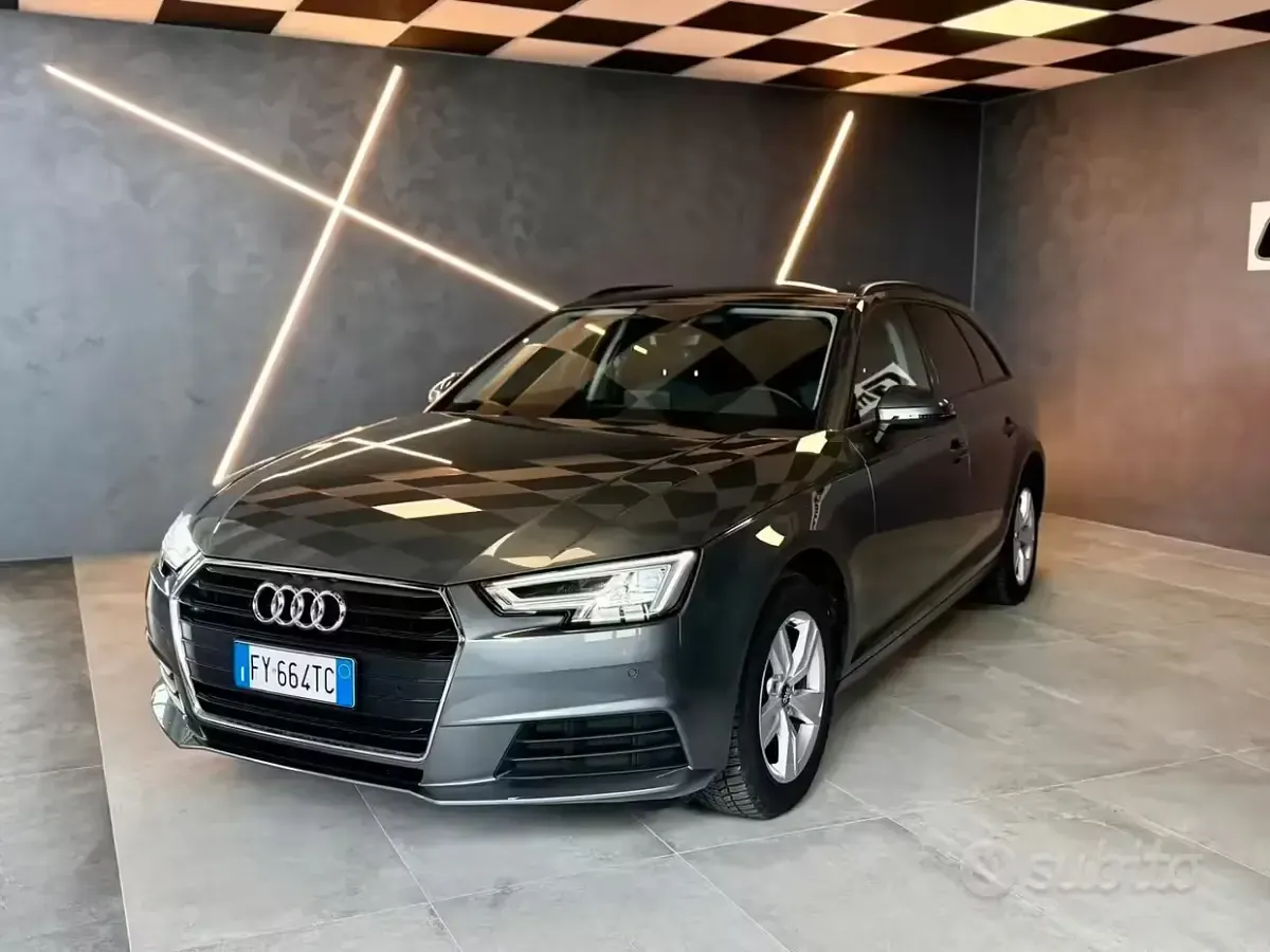 Occasion Audi A4 Business 122 PK (89 kW) 2019 Grijs Stationwagen