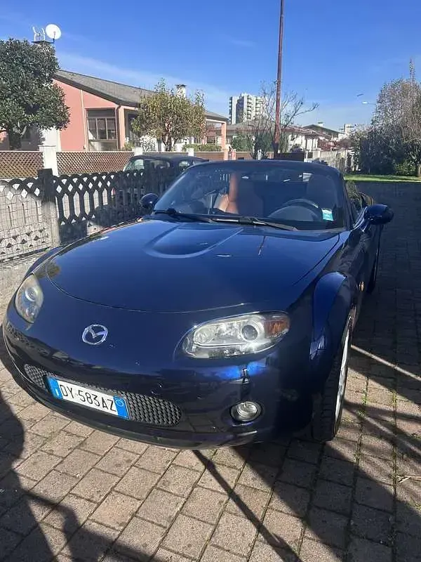 Usata Mazda MX5 High 126 CV (92 kW) 2009 Cabrio