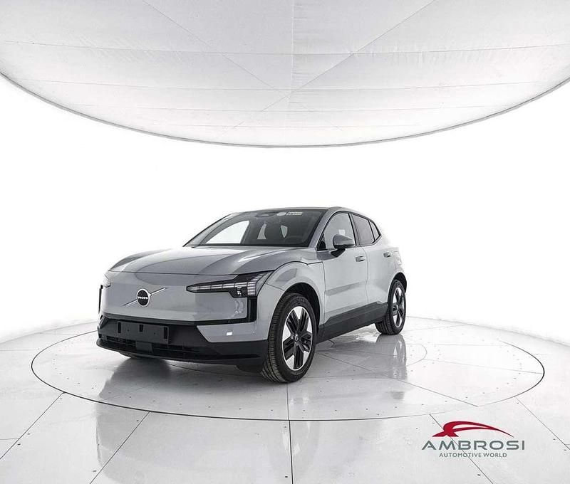 Nuova Volvo EX30 Core 149 kW (203 CV) 2026 Crystal white SUV