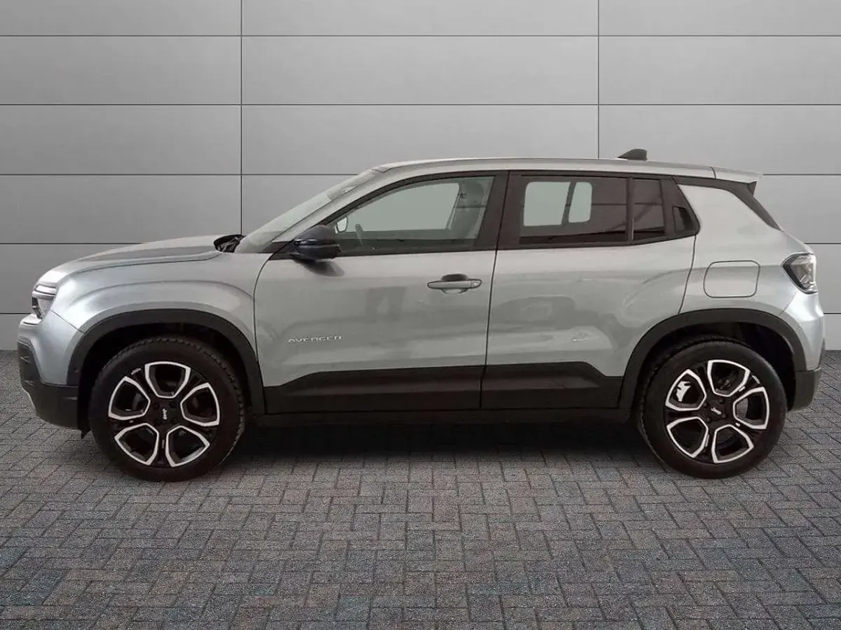 Usata Jeep Avenger Summit 101 CV (74 kW) 2025 Grigio SUV