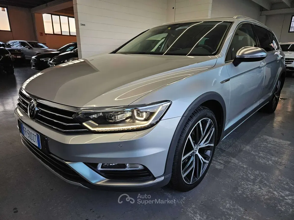 Usata VW Passat 239 CV (175 kW) 2018 Argento Station wagon