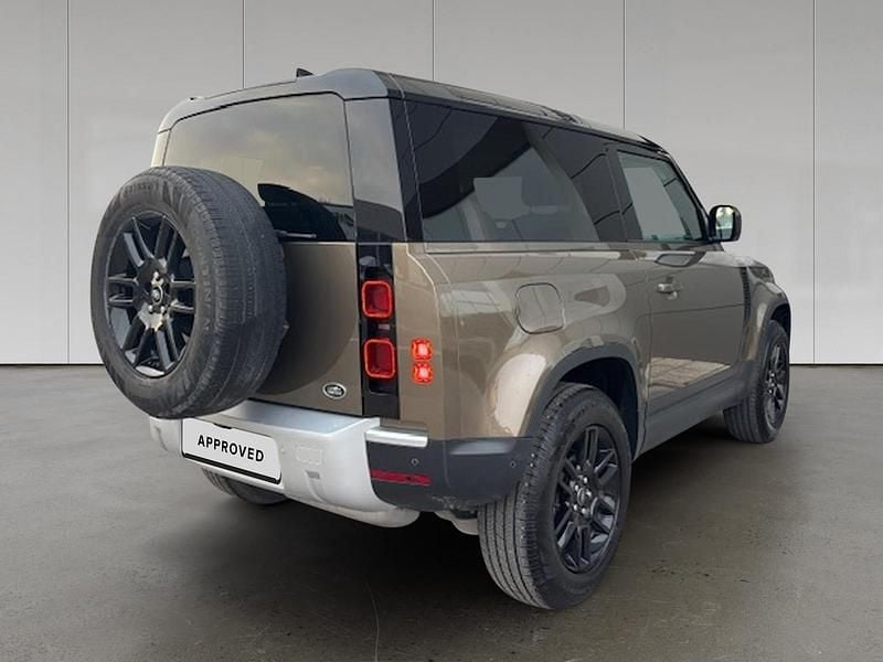 Usata Land Rover Defender S 200 CV (147 kW) 2021 Gondwana stone gloss SUV
