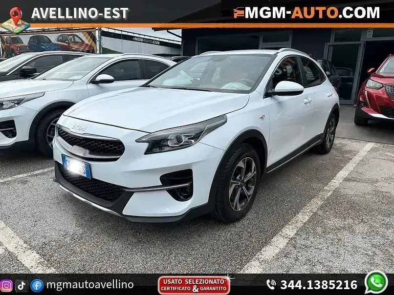 Usata Kia XCeed Urban 116 CV (85 kW) 2022 Bianco SUV