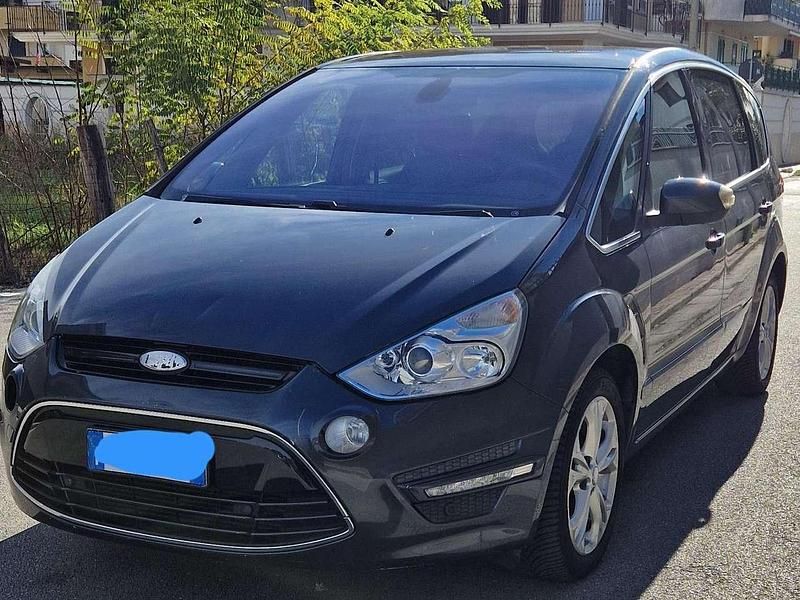Begagnad Ford S-MAX Titanium 163 HK (119 kW) 2011 Other Minibuss