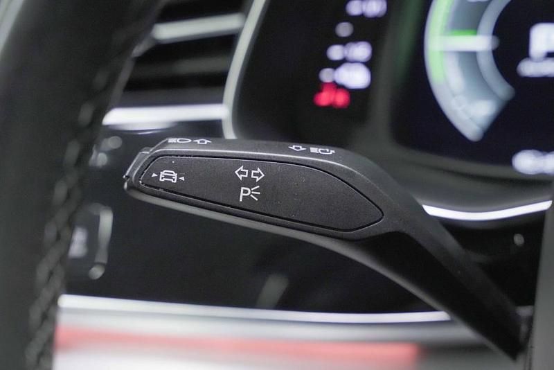 Usata Audi Q8 S-Line 340 CV (250 kW) 2021 Nero SUV