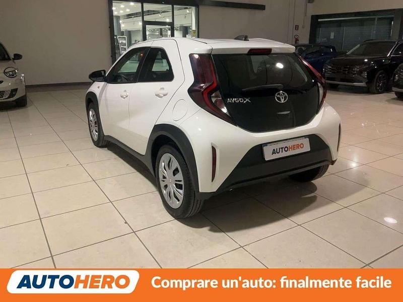 Usata Toyota Aygo X Active 72 CV (52 kW) 2023 Bianco SUV