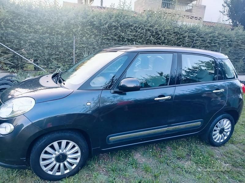 Usata Fiat 500L 105 CV (77 kW) 2015 Nero Monovolume