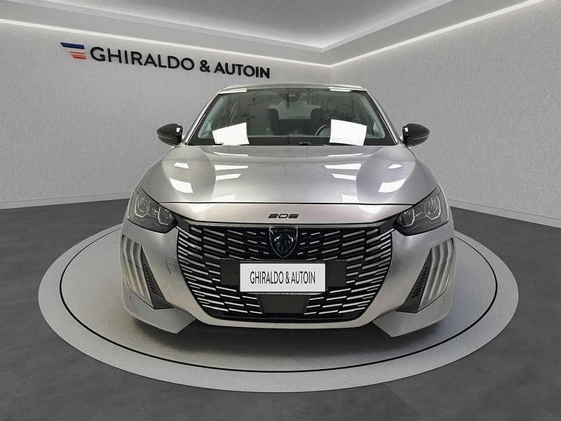 Usata Peugeot 208 Allure 101 CV (74 kW) 2025 Grigio Utilitaria