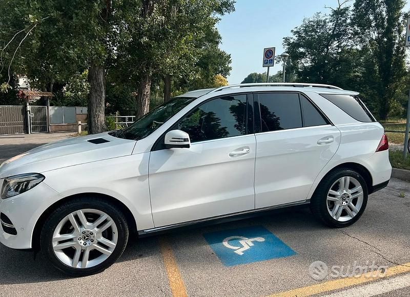 Usata Mercedes GLE250 204 CV (150 kW) 2018 Bianco Berlina
