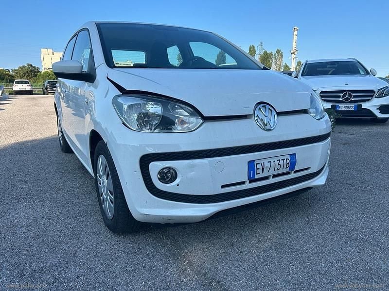 Usata VW up! move up! 67 CV (49 kW) 2014 Bianco Utilitaria