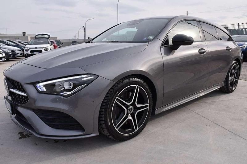 Usata Mercedes CLA200 Shooting Brake Premium 150 CV (110 kW) 2020 Grigio Station wagon