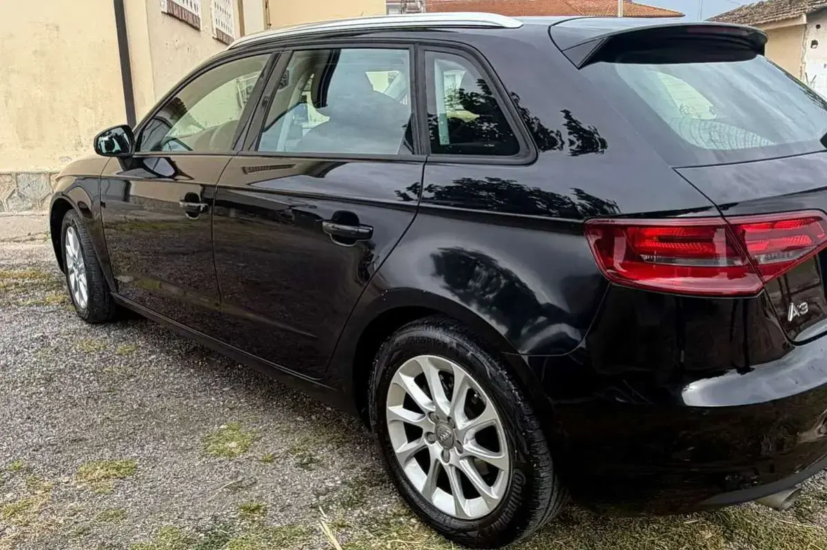 Usata Audi A3 Ambition 105 CV (77 kW) 2014 Berlina