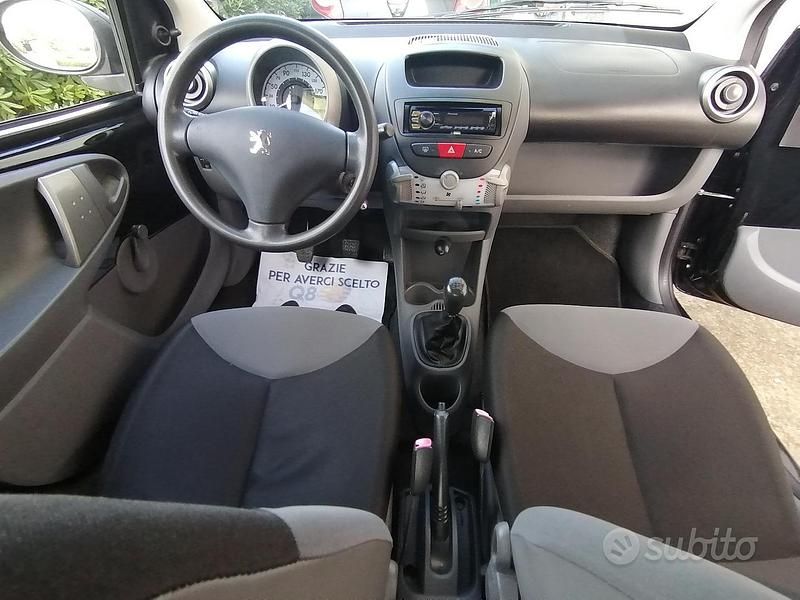 Usata Peugeot 107 68 CV (50 kW) 2009 Nero Utilitaria