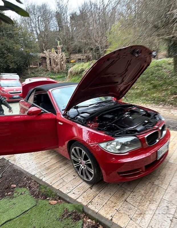 Usata BMW 118 Cabriolet Efficient Dynamics 143 CV (105 kW) 2009 Rosso Cabrio