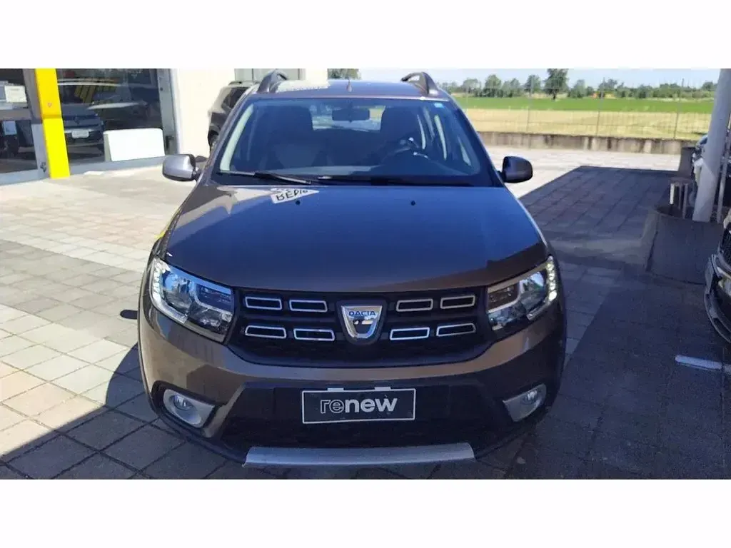 Usata Dacia Sandero Comfort 90 CV (66 kW) 2019 Marrone