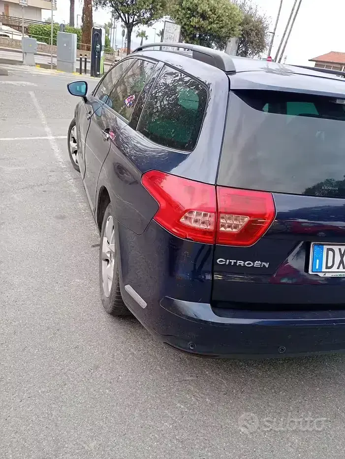 Usata Citroën C5 140 CV (102 kW) 2009 Bluazzurro Station wagon