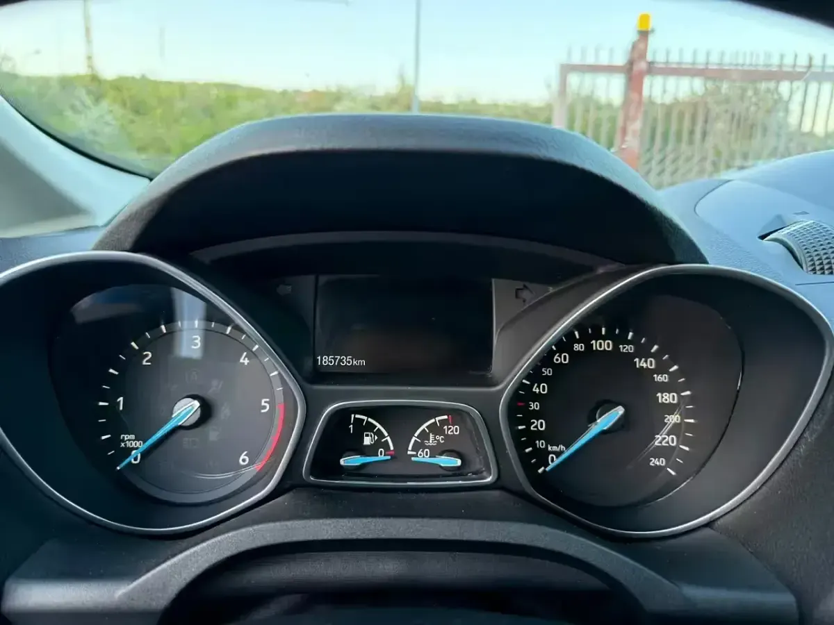 Usata Ford C-MAX 120 CV (88 kW) 2016 Bianco Monovolume