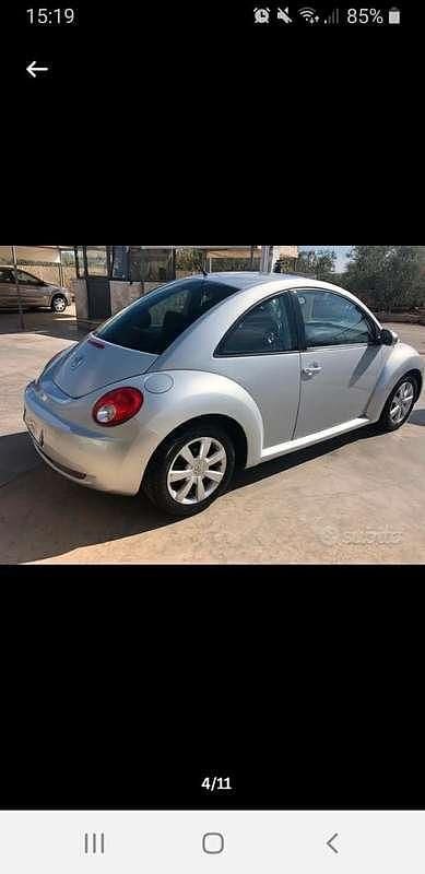 Usata VW New Beetle 105 CV (77 kW) 2006 Utilitaria