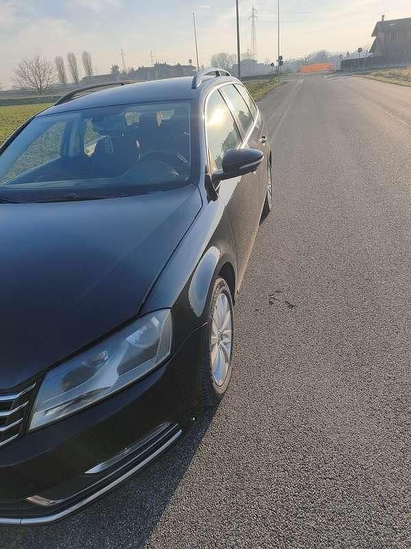Usata VW Passat Comfortline 105 CV (77 kW) 2013 Berlina