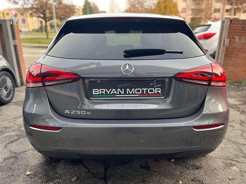 Usata Mercedes A250 160 CV (117 kW) 2021 Grigio Berlina