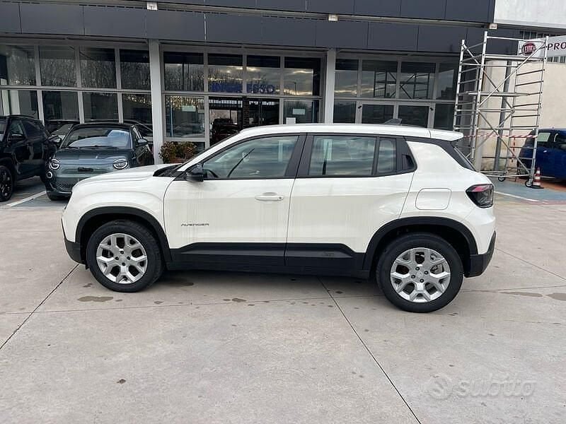 Usata Jeep Avenger Altitude 101 CV (74 kW) 2024 Bianco SUV