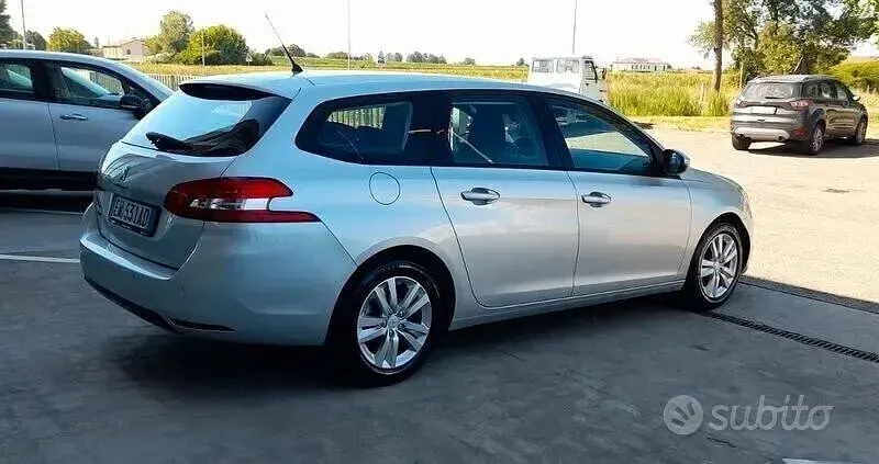 Usata Peugeot 308 Active 115 CV (84 kW) 2014 Grigio Station wagon