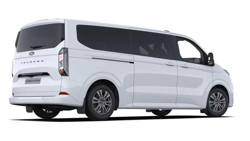 Usata Ford Tourneo Custom Titanium 136 CV (100 kW) 2024 Bianco Furgone