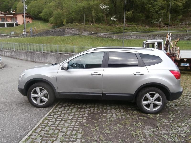 Usata Nissan Qashqai +2 Tekna 141 CV (103 kW) 2009 Grigio SUV