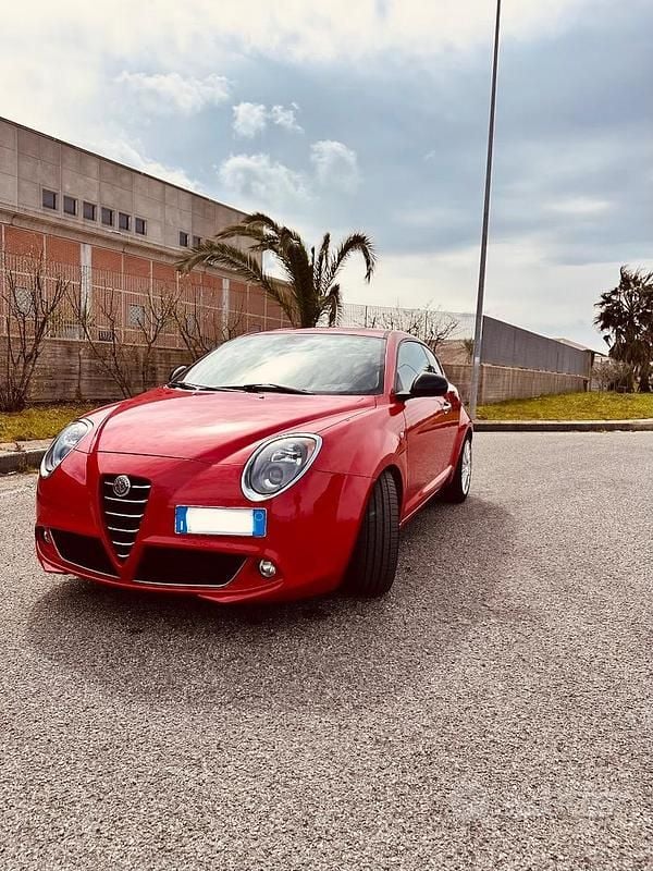 Usata Alfa Romeo MiTo 155 CV (114 kW) 2008 Rosso Utilitaria