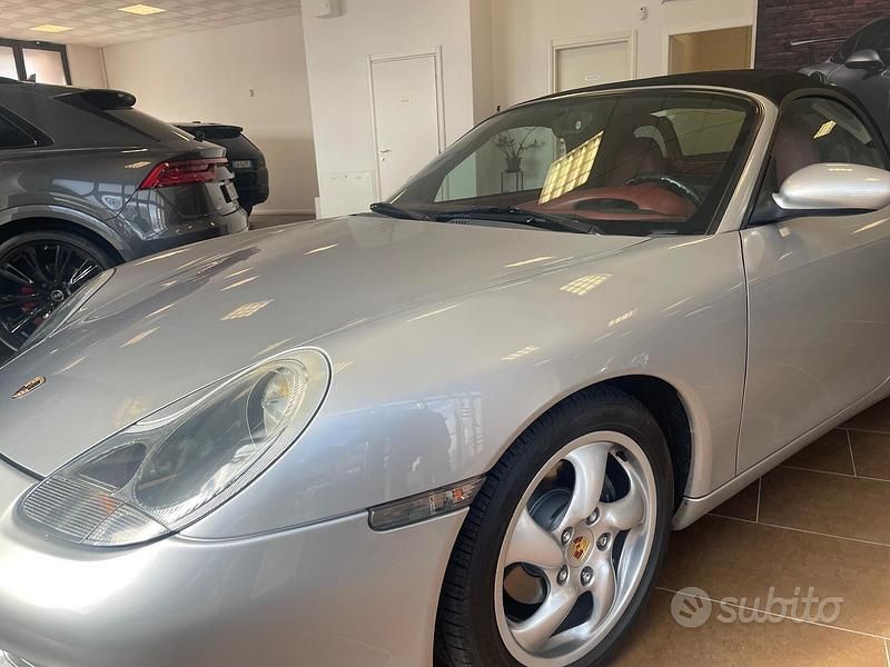 Usata Porsche Boxster 203 CV (149 kW) 1997 Grigio Cabrio