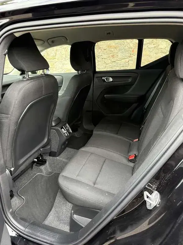 Usata Volvo XC40 Core 163 CV (119 kW) 2025 SUV