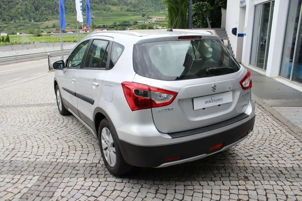 Usata Suzuki SX4 S-Cross Style 120 CV (88 kW) 2014 Argento SUV