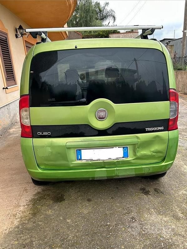 Usata Fiat Qubo Trekking 95 CV (69 kW) 2011 Verde Monovolume