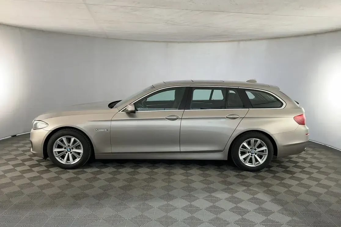 Usata BMW 518 150 CV (110 kW) 2016 Oro Station wagon