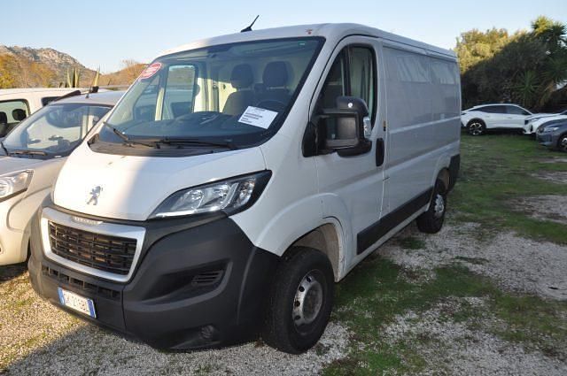 Usata Peugeot Boxer S 140 CV (102 kW) 2022 Grigio Furgone