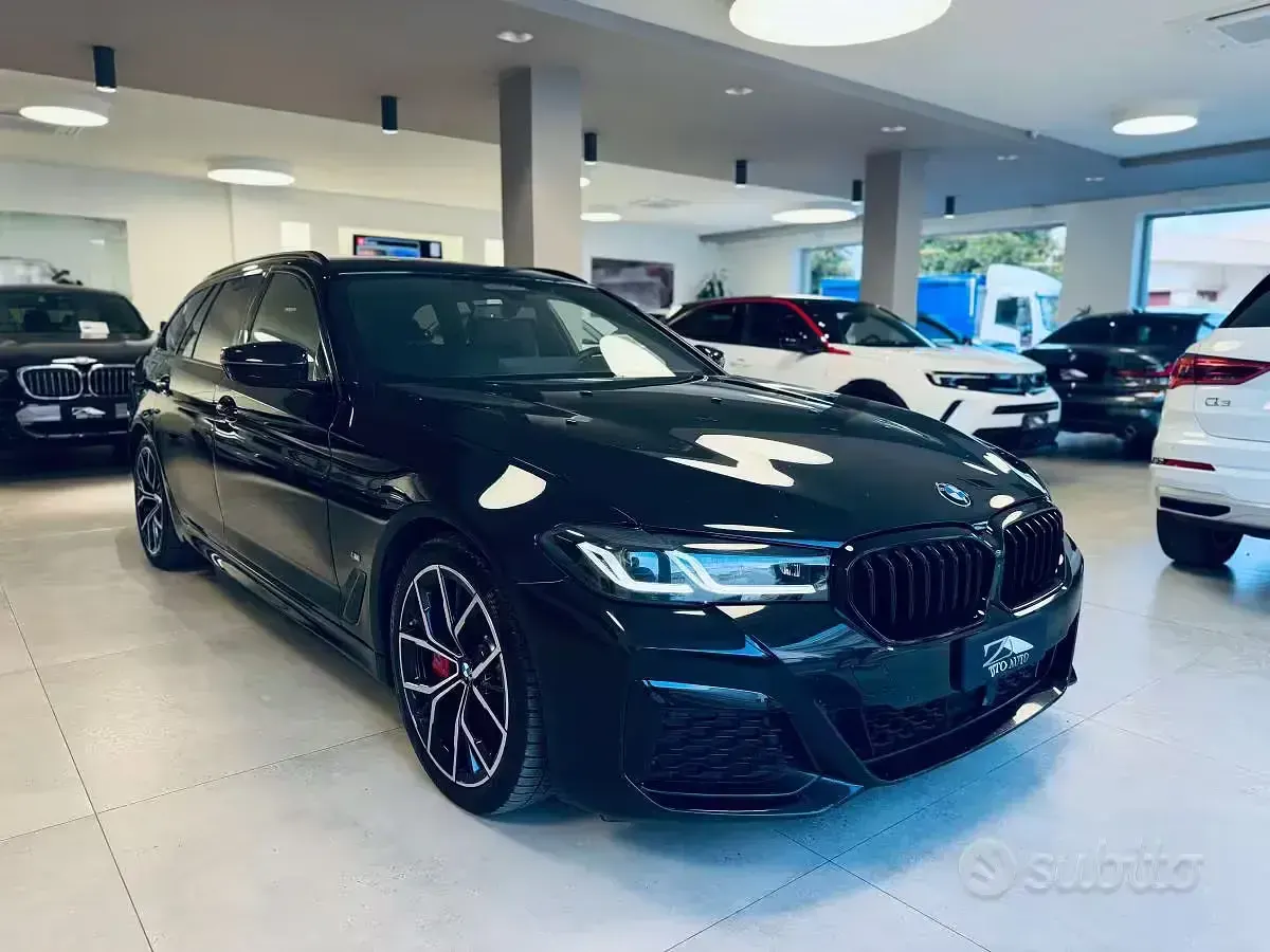 Usata BMW 520 M Sport 190 CV (139 kW) 2023 Nero Berlina