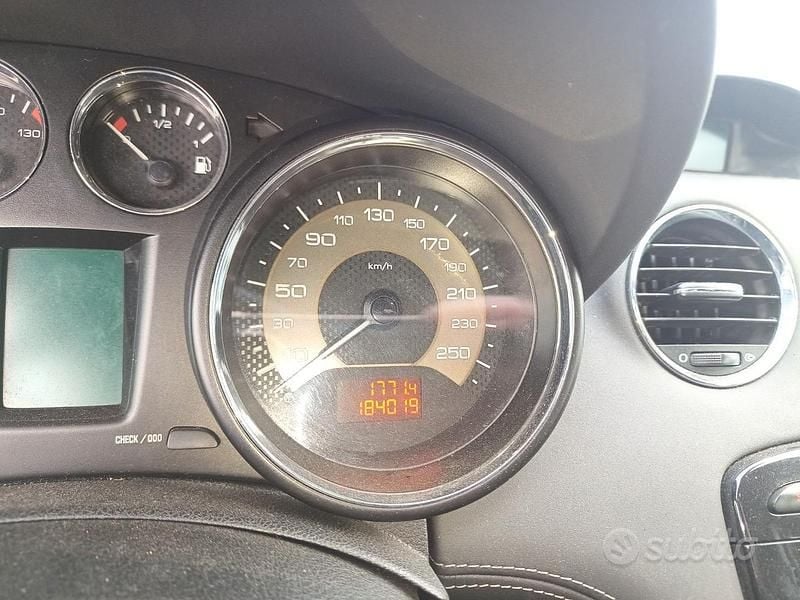 Usata Peugeot RCZ 156 CV (114 kW) 2010 Bianco Coupé