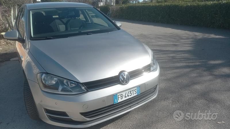 Usata VW Golf VII Trendline 90 CV (66 kW) 2016 Grigio Berlina