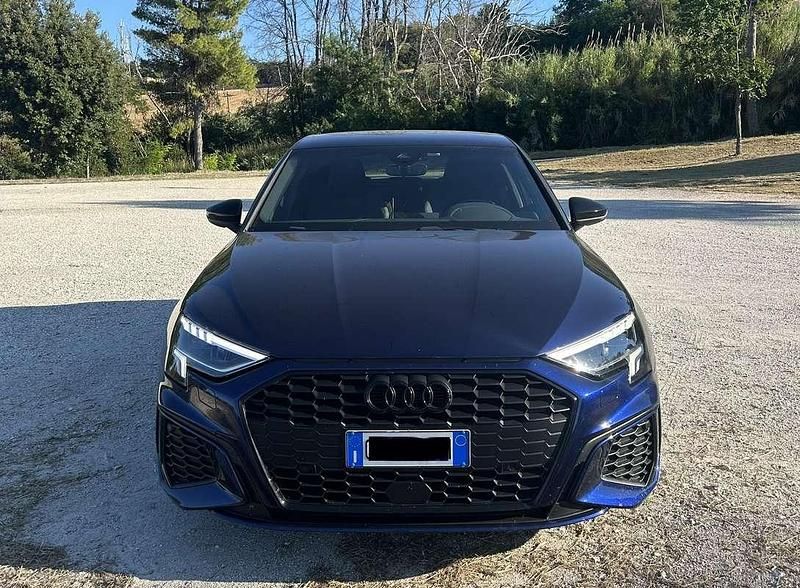 Usata Audi A3 S-Line 150 CV (110 kW) 2020 Blu/azzurro Berlina