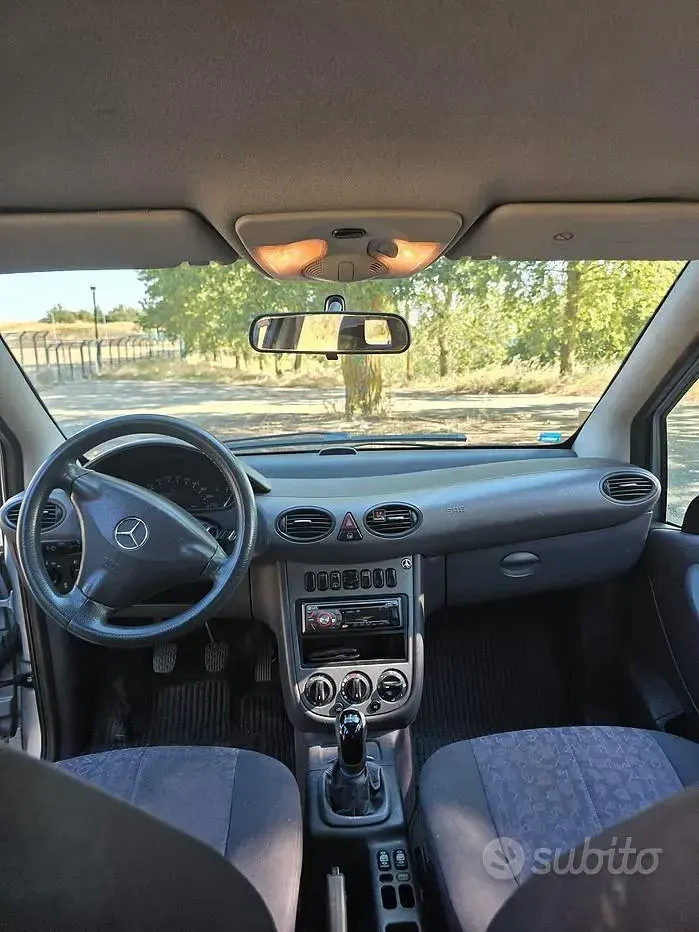 Usata Mercedes A170 95 CV (69 kW) 2004 Grigio Utilitaria