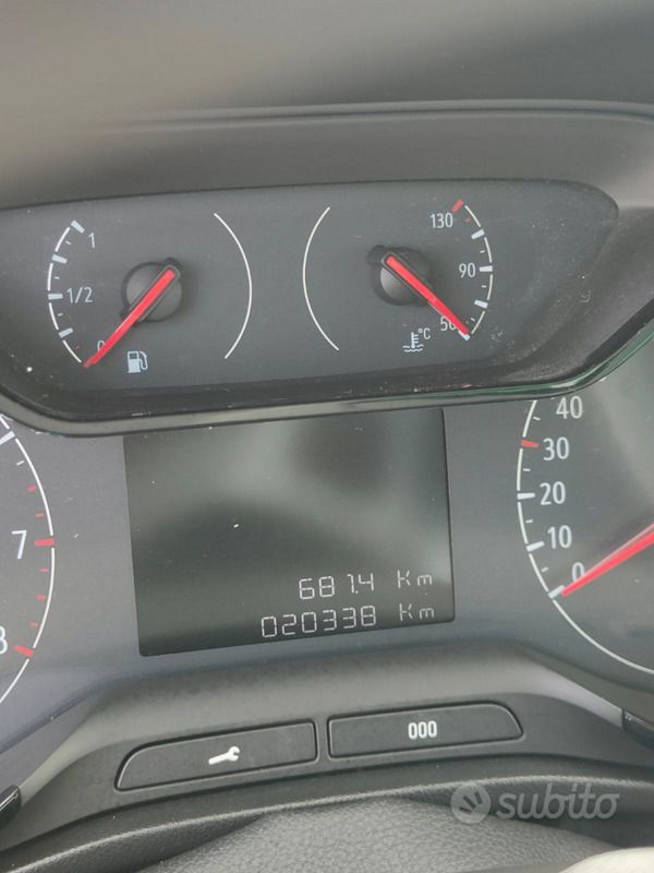 Bianco Usata 2019 Opel Crossland X SUV | 11.700 € (Buon prezzo) - Immagine 1/4