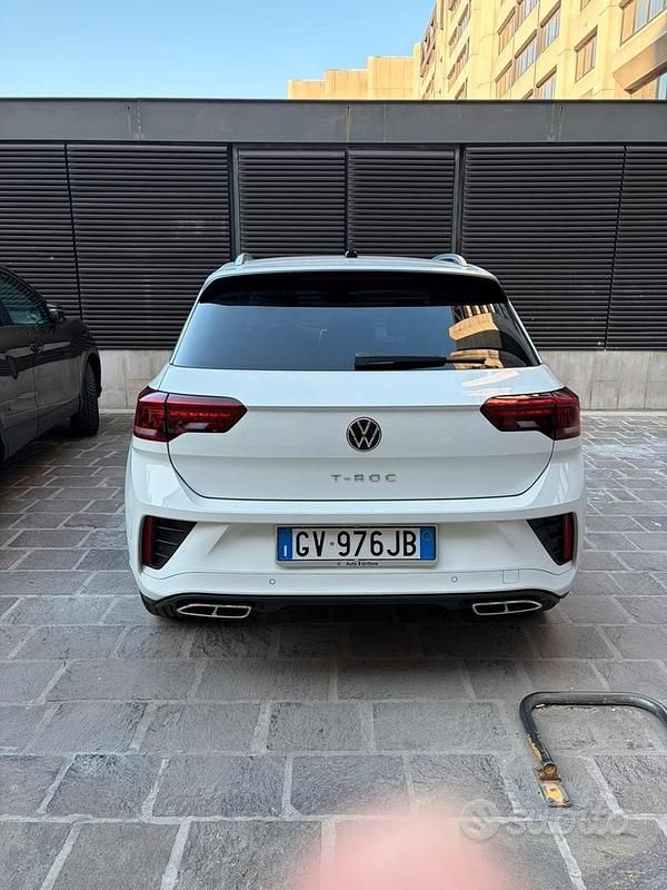 Usata VW T-Roc R-line 115 CV (84 kW) 2024 SUV