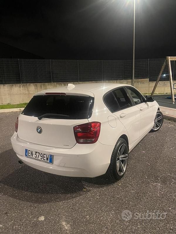 Usata BMW 116 Efficient Dynamics 116 CV (85 kW) 2012 Bianco Utilitaria