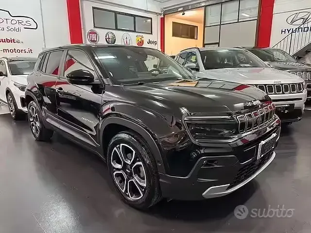Usata Jeep Avenger Summit 101 CV (74 kW) 2024 Nero SUV