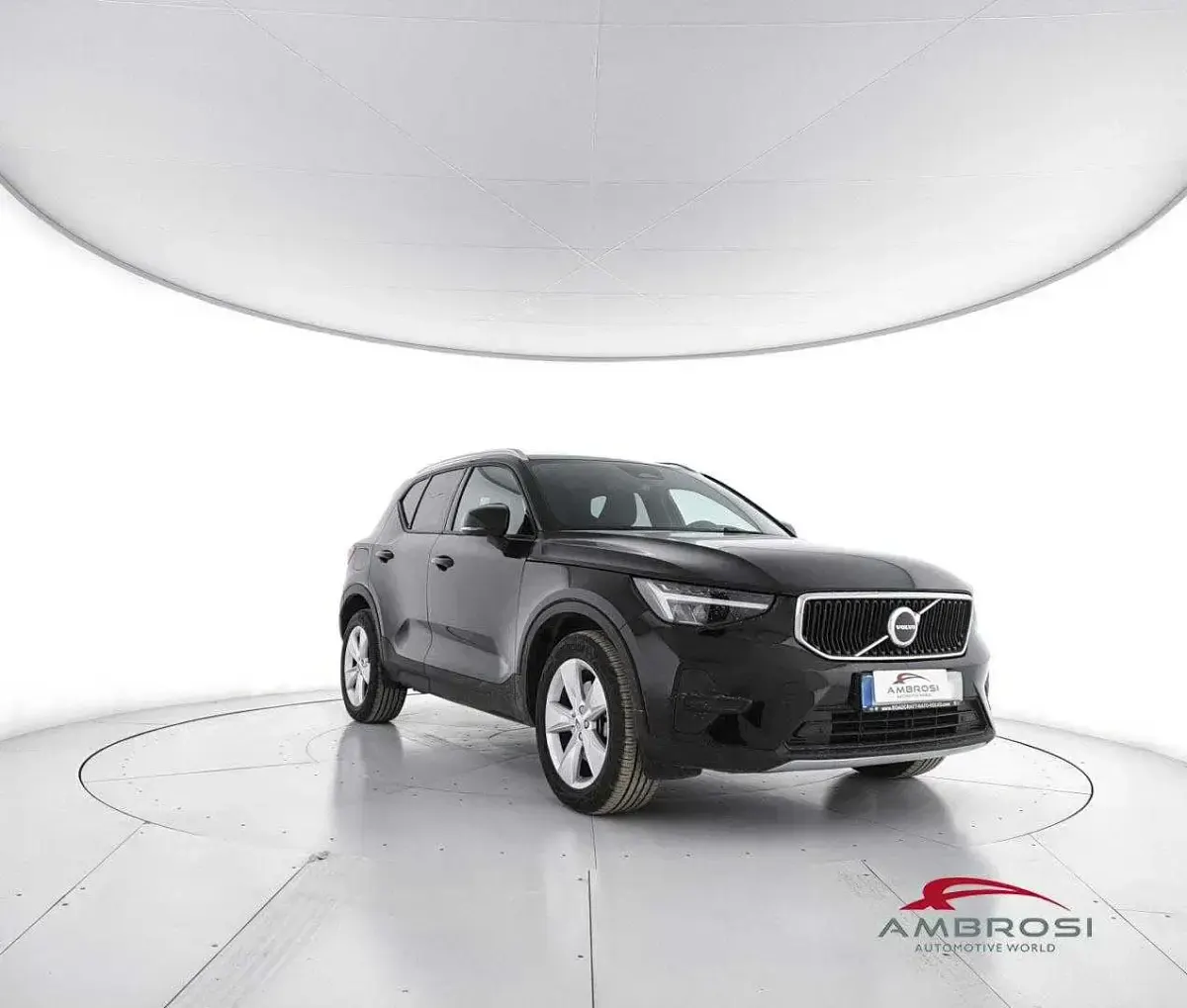 Usata Volvo XC40 Plus 163 CV (119 kW) 2022 Nero SUV