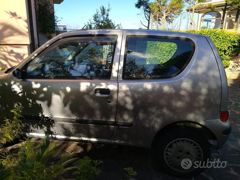 Usata Fiat 600 2000 Grigio Berlina