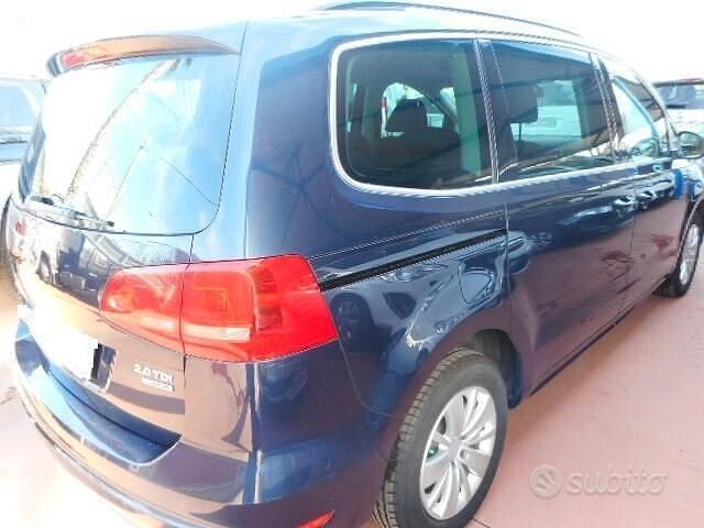 Usata VW Touran Highline 115 CV (84 kW) 2018 Blu Monovolume
